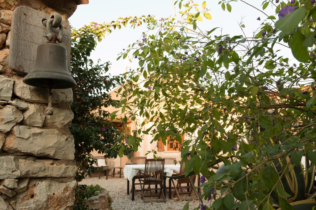 Bed and Breakfast Hacienda D'Armando Феланич Экстерьер фото